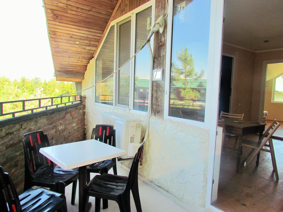 Old House Hotel يوريكي المظهر الخارجي الصورة