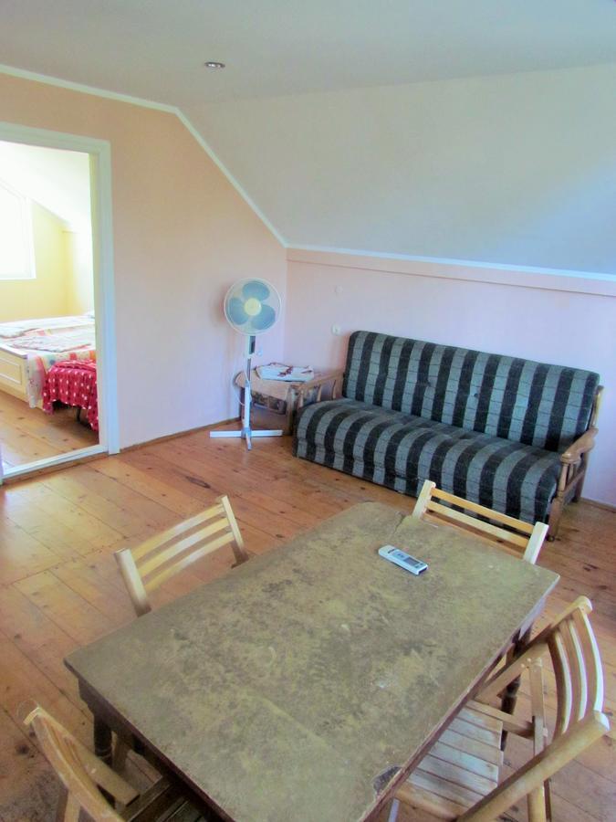 Old House Hotel يوريكي المظهر الخارجي الصورة
